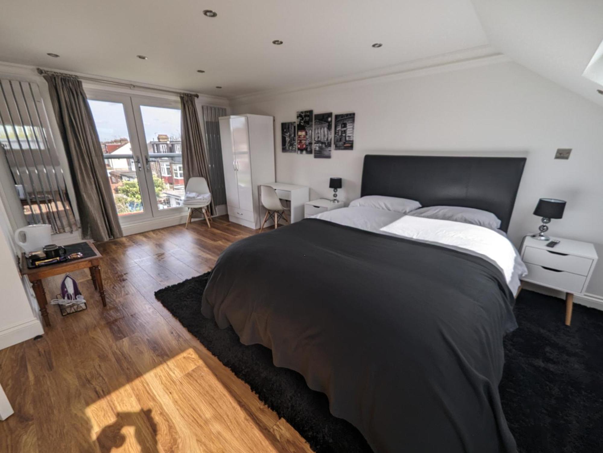 Luxury Hotel Rooms Palmers Green Extérieur photo